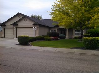1782 N Greenfield Ave, Meridian, ID 83646