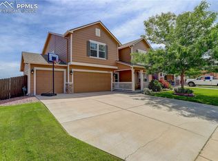 7621 Dellwood Ln, Fountain, CO 80817
