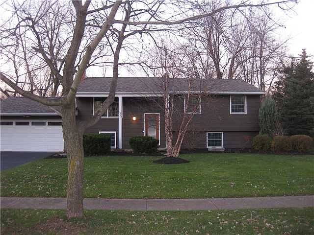 1st image of 56 Applewood Ln