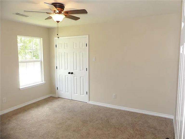 214 Braz St — Photo 12