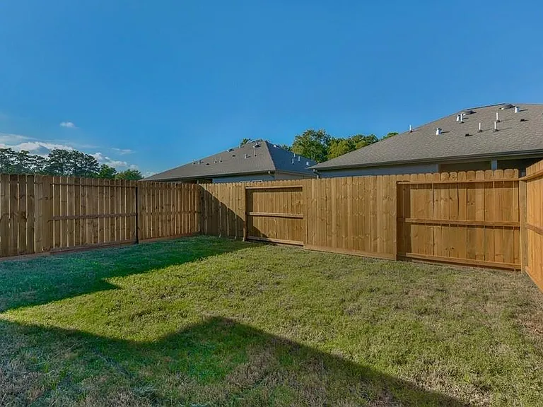 24094 Sears Ln #1 — Photo 3