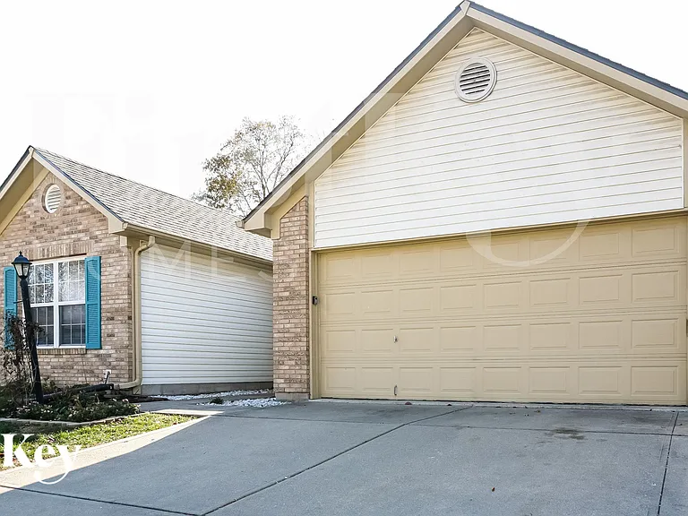 6041 Gimbel Cir — Photo 3