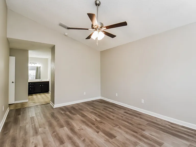 11519 Keeley Ct — Photo 10