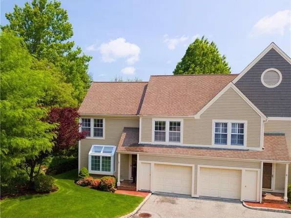 7 Darien Close, Darien, CT 06820