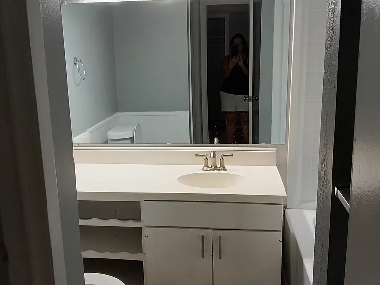 747 Sherbrook Dr — Photo 5