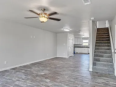 1275 Cantu Rd — Photo 4