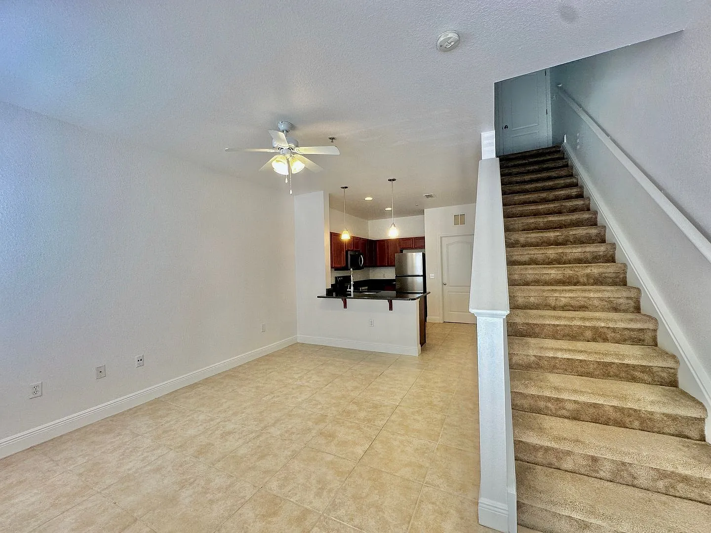 Spacious 3BR/3BA Home in Chase Hollow $500 Move-In Credit — Photo 2