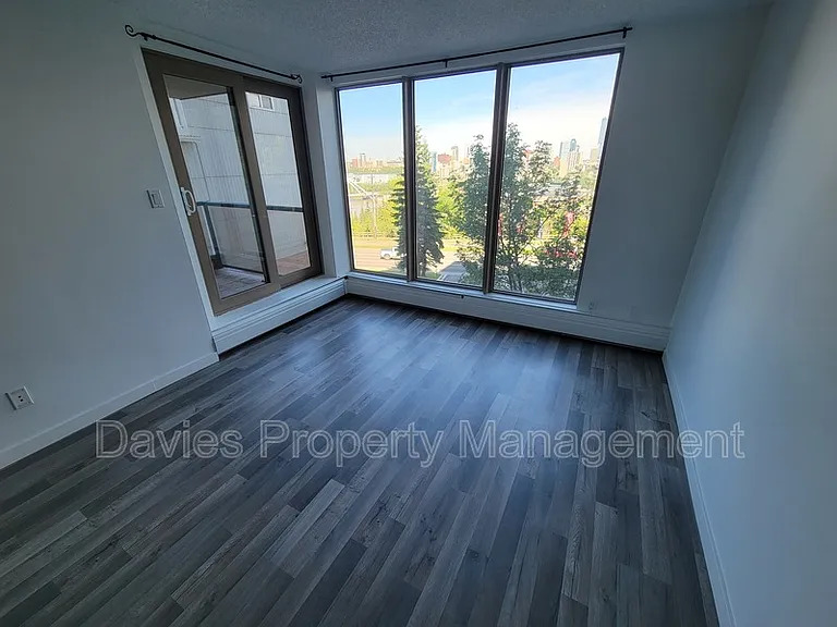 10149 Saskatchewan Dr NW #401 — Photo 11