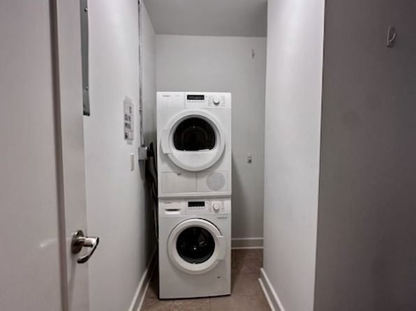 90 Bay Street Lndg APT 5D