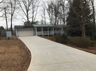 1181 Timberland Dr, Lilburn, GA