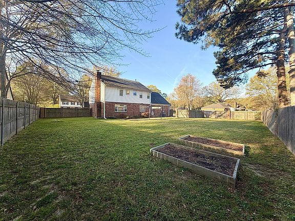 3rd image of 6092 Macinness Dr