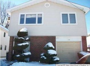 198 Sheraden Ave, Staten Island, NY 10314