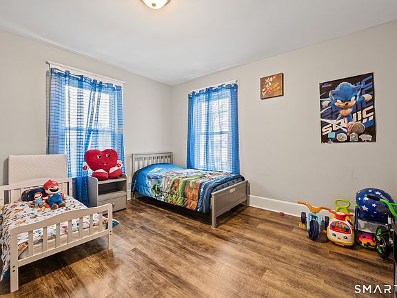 3rd image of 59 Trinity Street