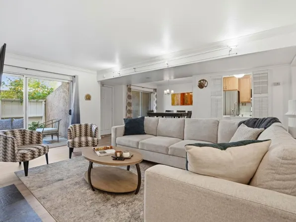 675 Sharon Park Dr APT 144, Menlo Park, CA 94025