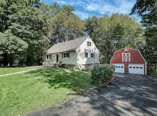 40 Circle Dr, Monroe, NY 10950