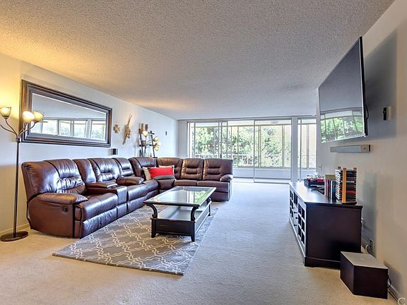 3rd image of 32653 Seagate Dr Unit 204