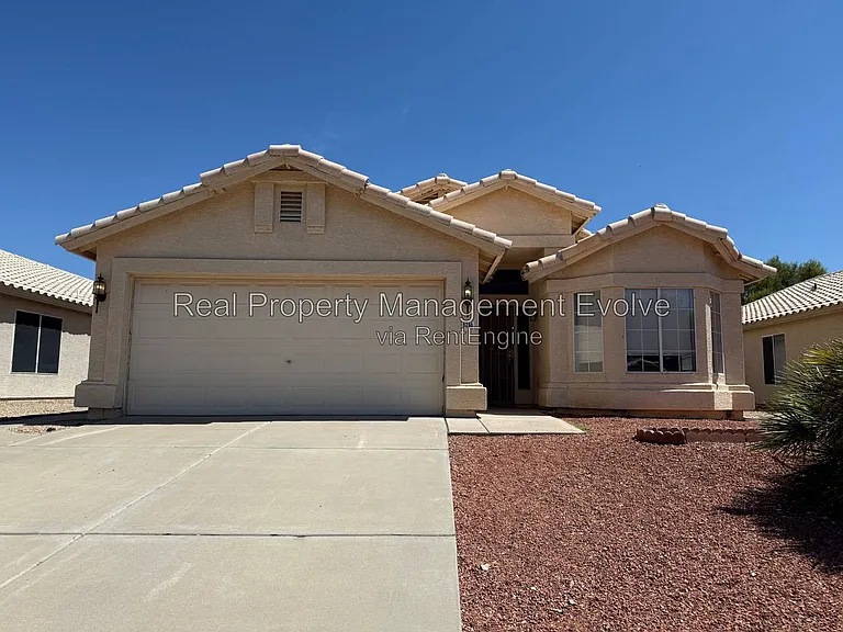 6246 W Blackhawk Dr — Photo 2