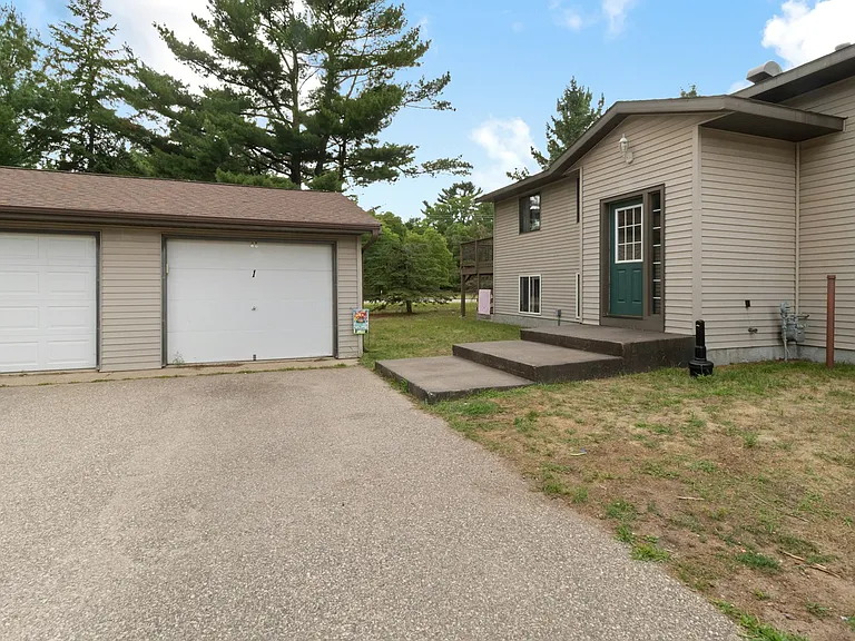 271 Shannon Ct #1 — Photo 22