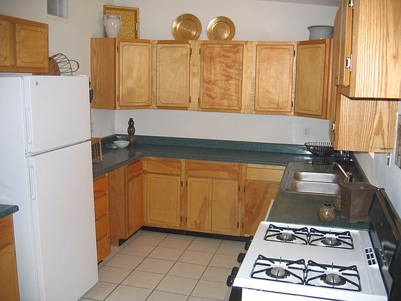 5th image of 1545 Dorothy Cir