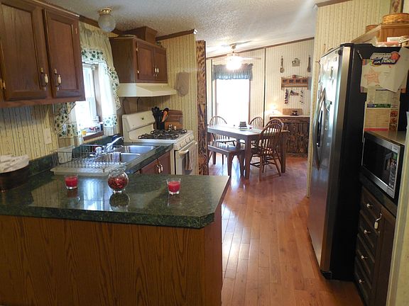 4th image of 24247 Township Road 168