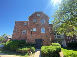 1343 Cunat Ct APT 2D, Lake In The Hills, IL 60156