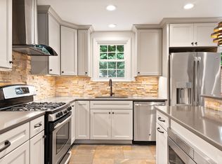 8717 Kerry Ln, Springfield, VA 22152