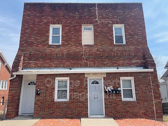2nd image of 3907 S 24th St APT 4