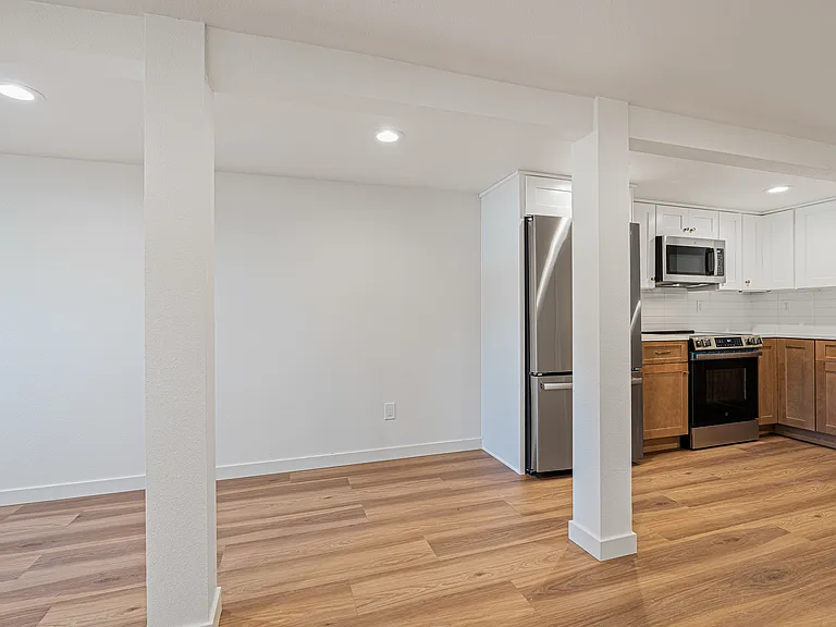 14325 Phinney Ave N #2 — Photo 4