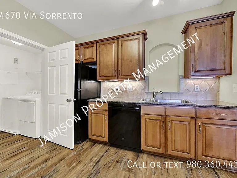 14670 Via Sorrento Dr — Photo 20