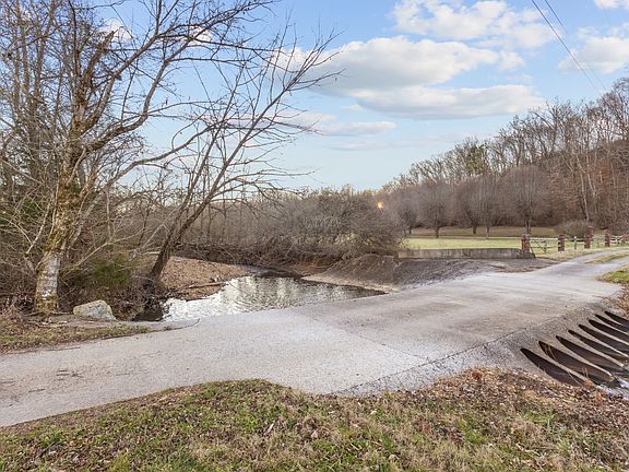 24th image of this home