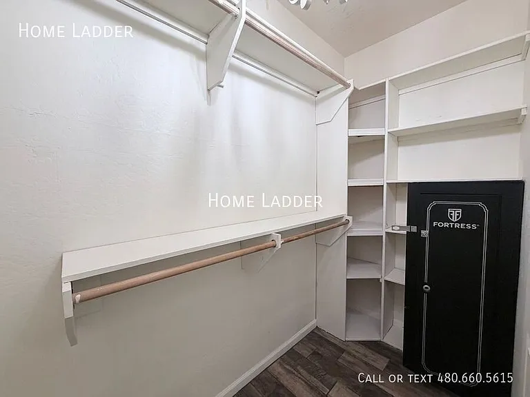 915 E Gold Dust Way — Photo 13