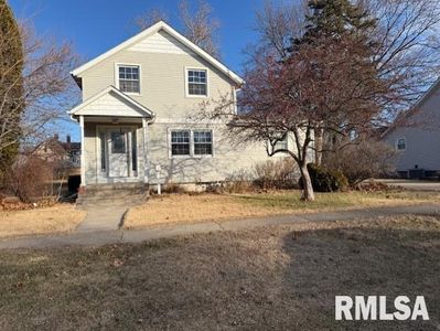 417 W 2nd St, Geneseo, IL, 61254