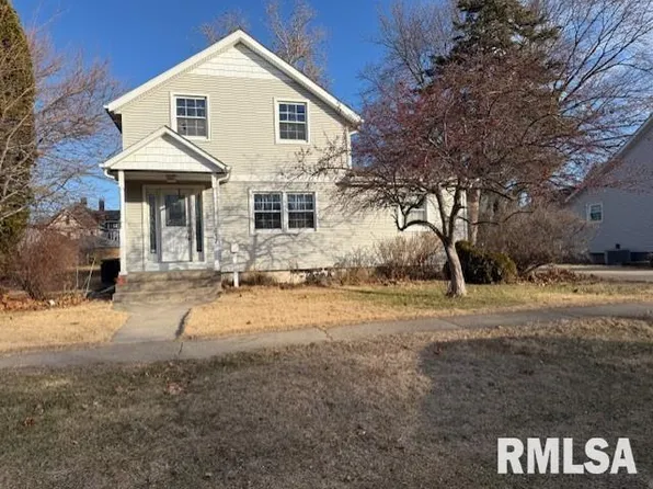 417 W 2nd St, Geneseo, IL 61254