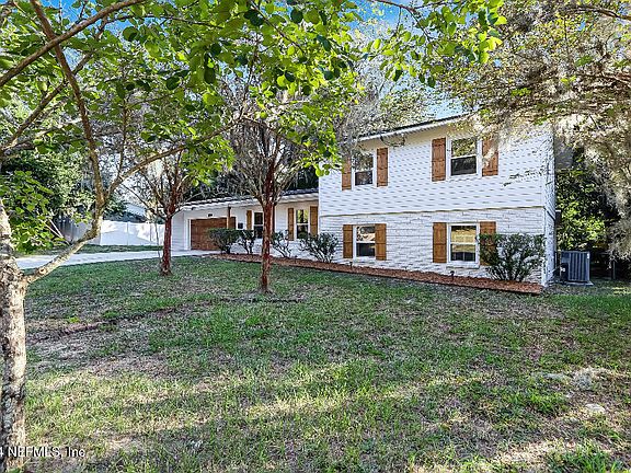 2nd image of 11658 FRANCIS DRAKE Drive