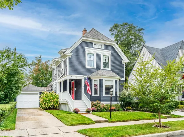 65 Mapleton Rd, Grosse Pointe Farms, MI 48236