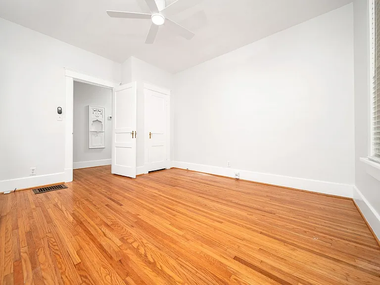 1710 Gale Ln — Photo 14