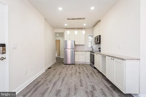 537 N 33rd St #1 Photo 1