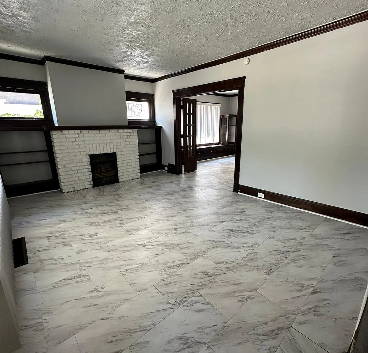 1 bed, 1094 sqft, $1,095 — Photo 2