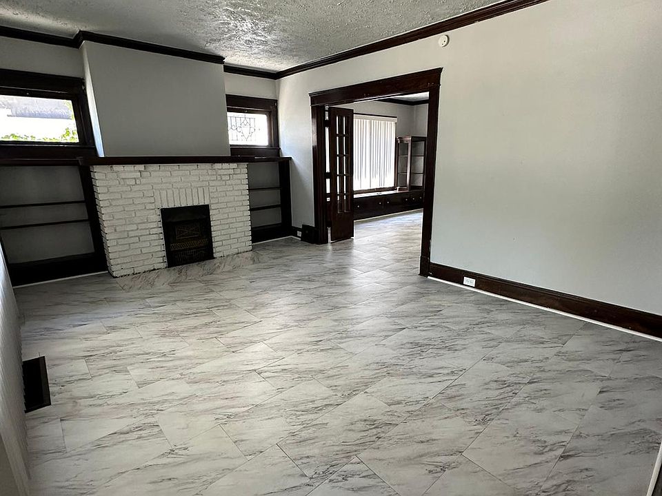 1st image of 12341 Chesterfield Ave