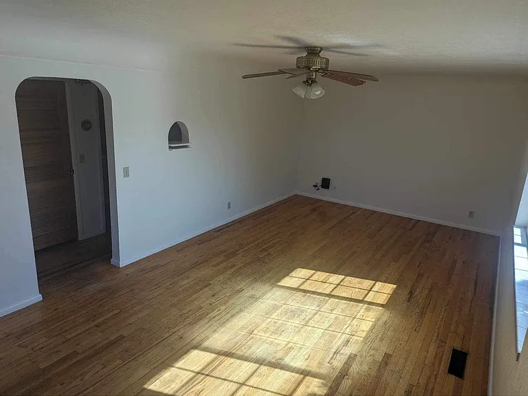 414 W Pueblo St — Photo 7