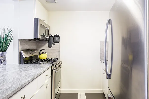 Rented by Urban Living | media 25