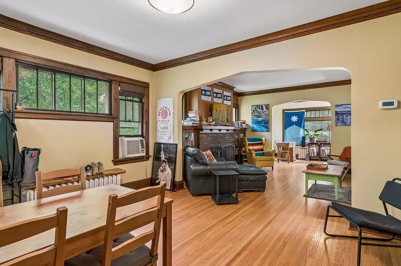 3 bed, 1200 sqft, $1,750 — Photo 3
