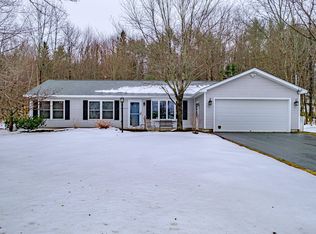 427 E Hardscrabble Rd, Auburn, ME 04210