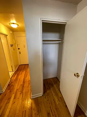 Rented by Best Apartments North Inc | media 26