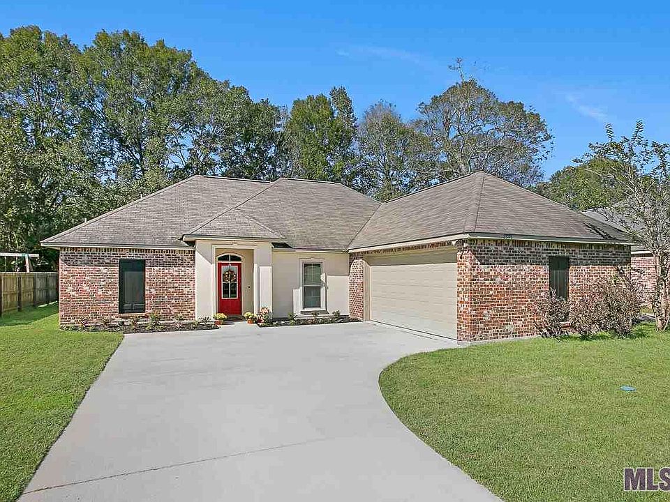 1st image of 32725 Maci Dr