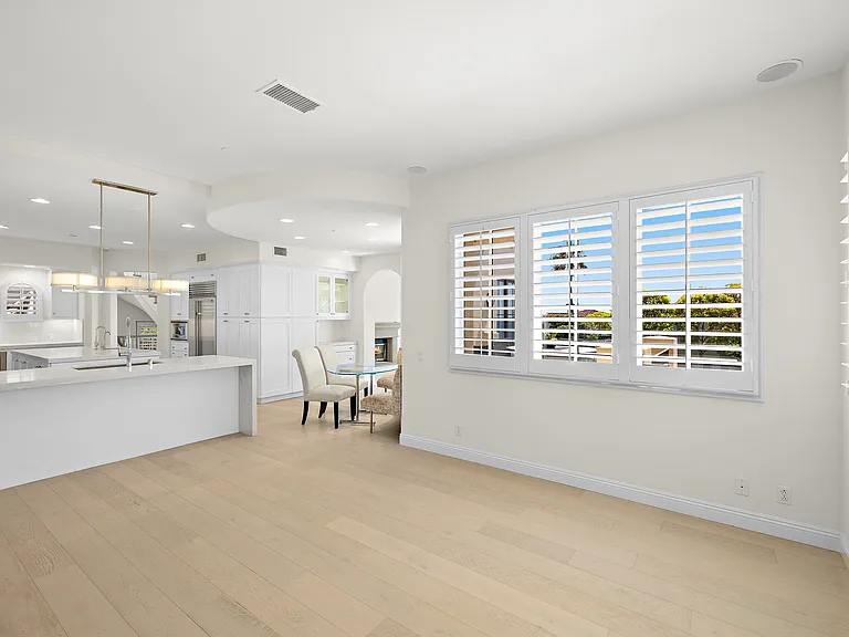 150 Sidney Bay Dr — Photo 18