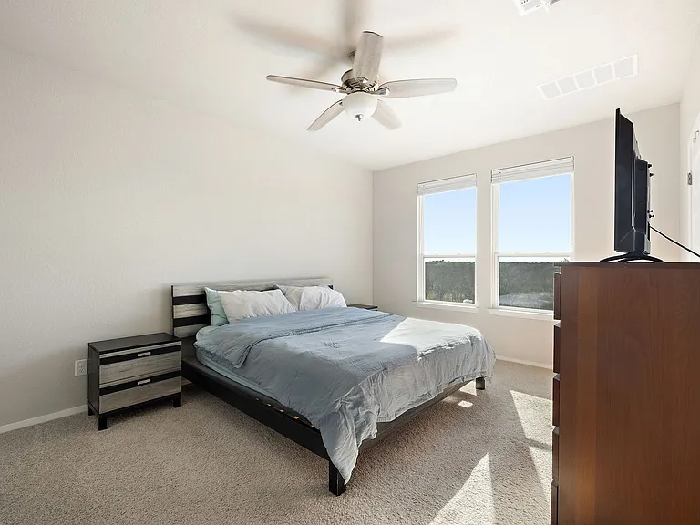 408 Black Opal Dr — Photo 22
