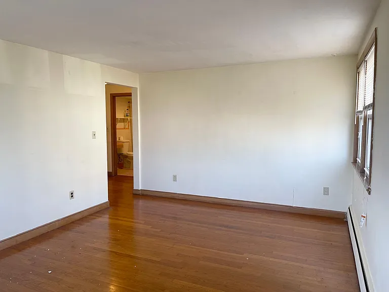 55 Kendall St #6 — Photo 5