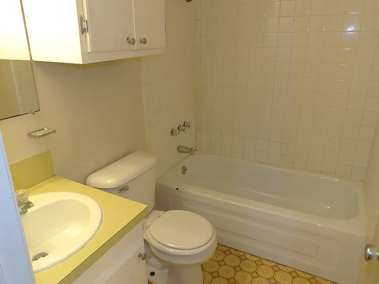 1707 SW B Ave #A5 — Photo 6