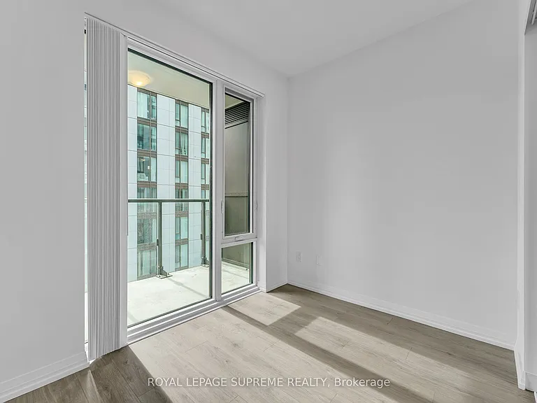 28 Widmer St #2929 — Photo 5
